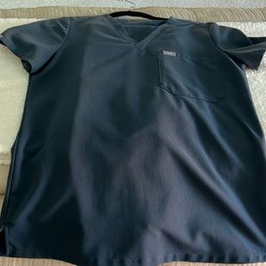 Figs scrub set in dark harbor